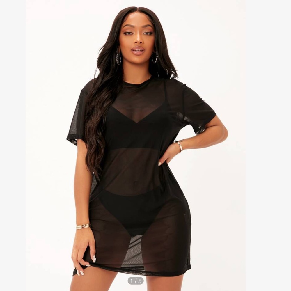 Swimsuit coverup